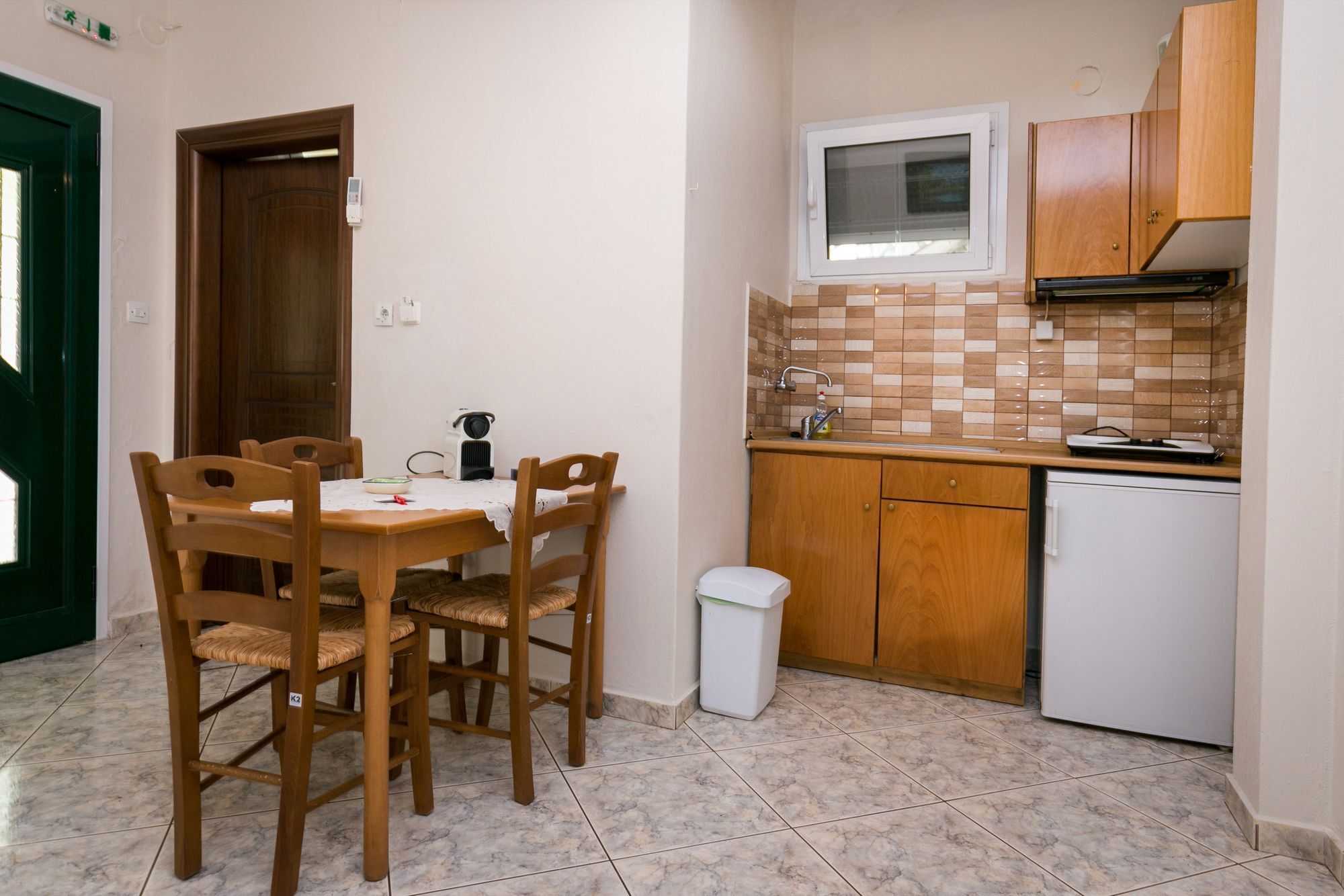 Petra Mare Apartment Thimonia Exterior photo